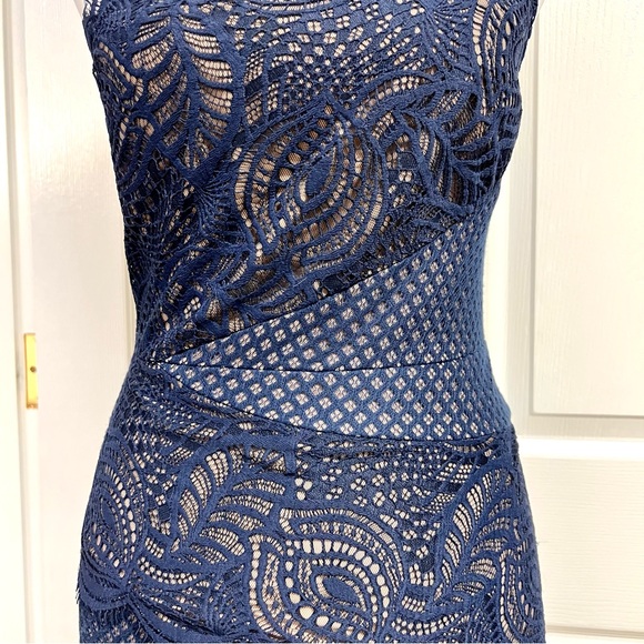 BCBGMAXAZRIA One-shoulder Lace Dress in Blue Lyst asymmetric illusion women’s 2 - Picture 5 of 12